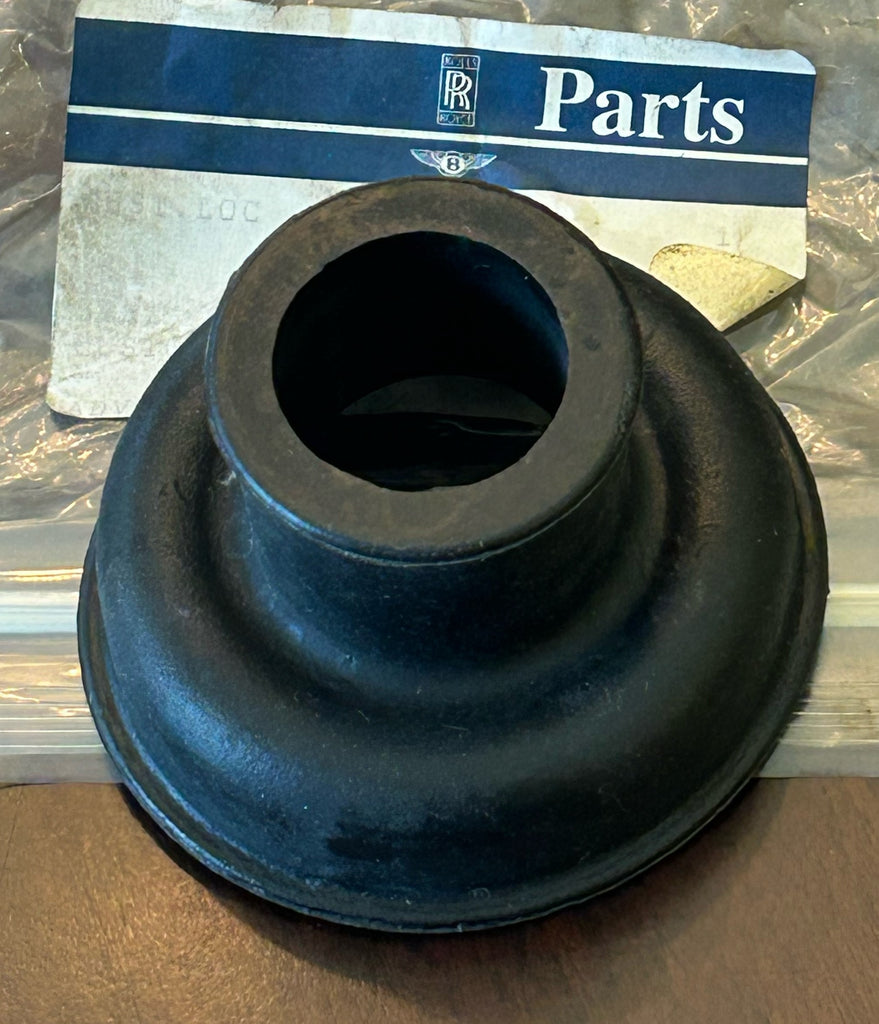 TRUNNION RUBBER BOOT NOS UG3533 ROLLS ROYCE SILVER CLOUD SILVER SHADOW
