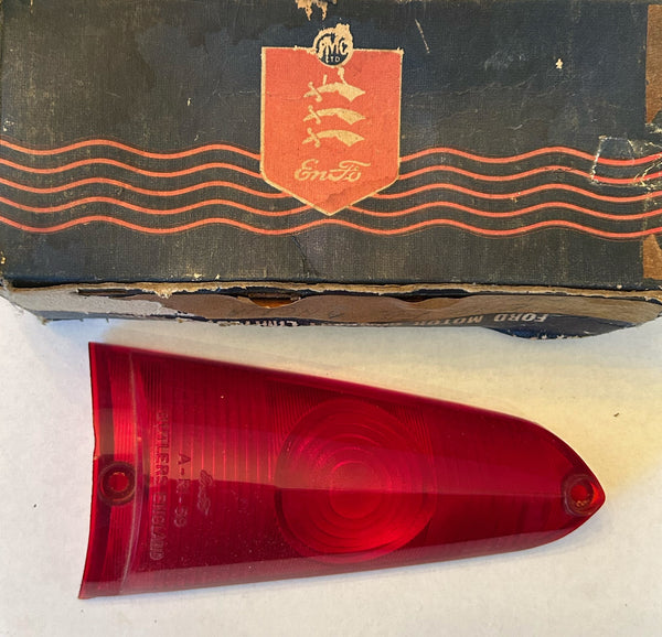 NOS FORD ANGLIA 1960-1963 105E UPPER TAILLAMP LENS RED