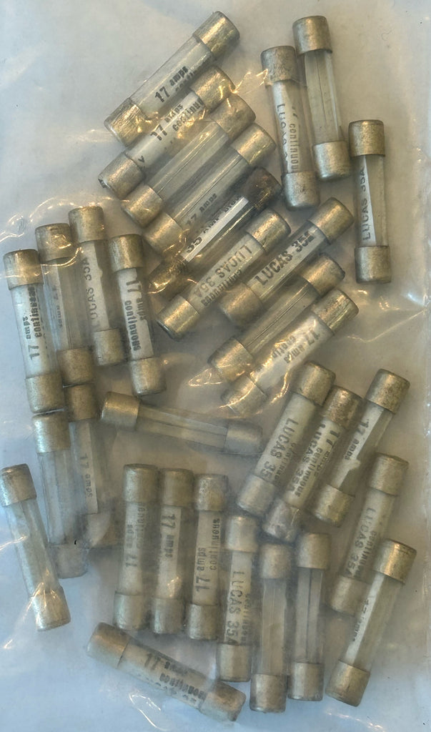 GENUINE LUCAS 17A FUSE PACKAGE OF 32 MG TRIUMPH JAGUAR ASTON MARTIN LOTUS