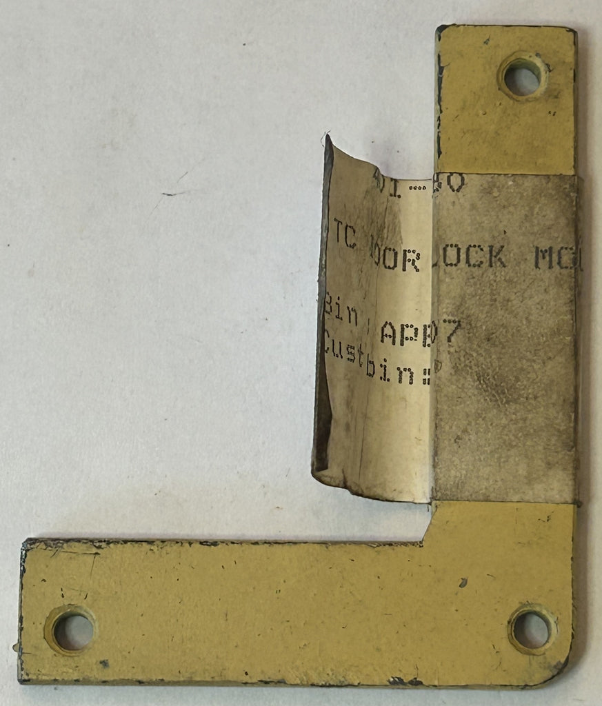 NOS MOSS 401-180 DOOR LOCK MOUNTING PLATE MGTC