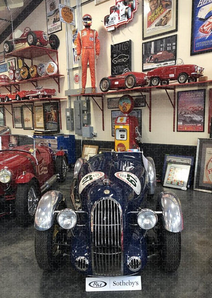 Classic Car Showroom Display MG - Puzzle