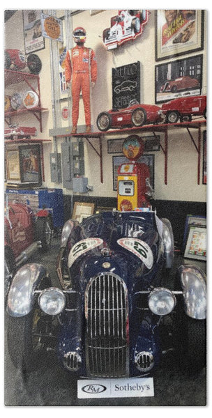Classic Car Showroom Display MG - Bath Towel