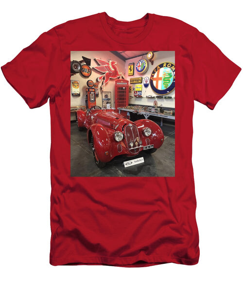 Classic Red Vintage Alfa Romeo - T-Shirt