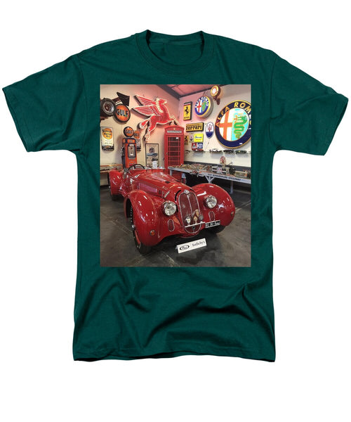 Classic Red Vintage Alfa Romeo - Men's T-Shirt  (Regular Fit)