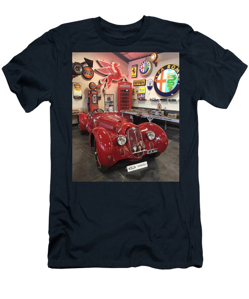 Classic Red Vintage Alfa Romeo - T-Shirt