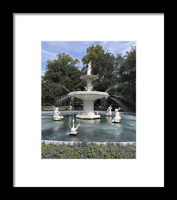 Forsythe Park Fountain Savannah Georgia - Framed Print