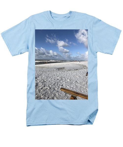 Sunny Day on a Florida Beach - Men's T-Shirt  (Regular Fit)