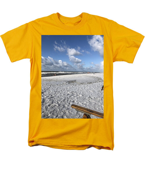 Sunny Day on a Florida Beach - Men's T-Shirt  (Regular Fit)
