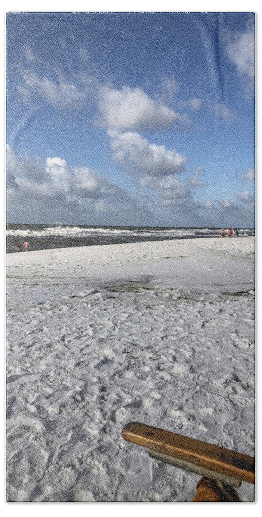 Sunny Day on a Florida Beach - Bath Towel