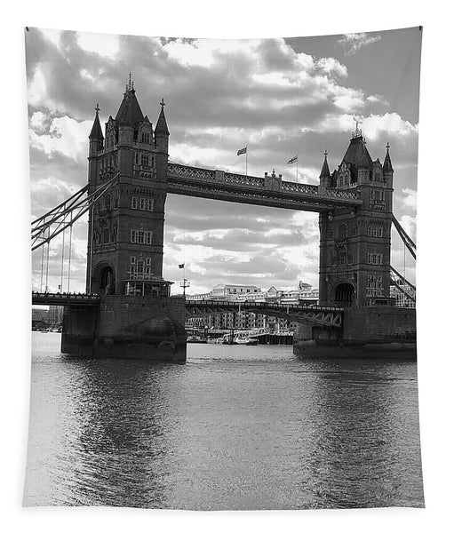 Tower Bridge in Black and White - Tapestry