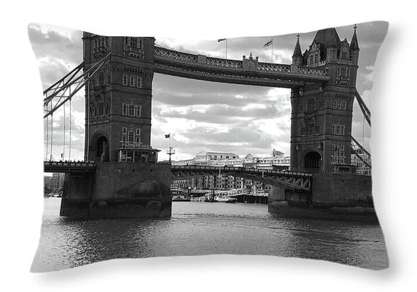 Tower Bridge in Black and White - Throw Pillow
