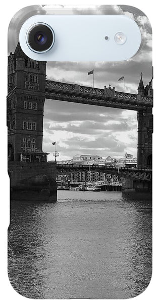 Tower Bridge in Black and White - Phone Case