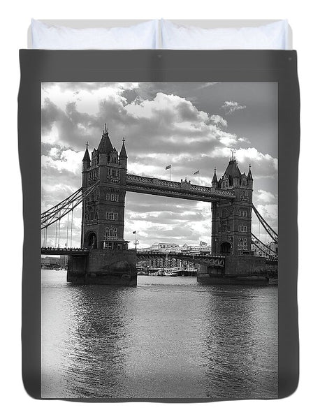 Tower Bridge in Black and White - Duvet Cover