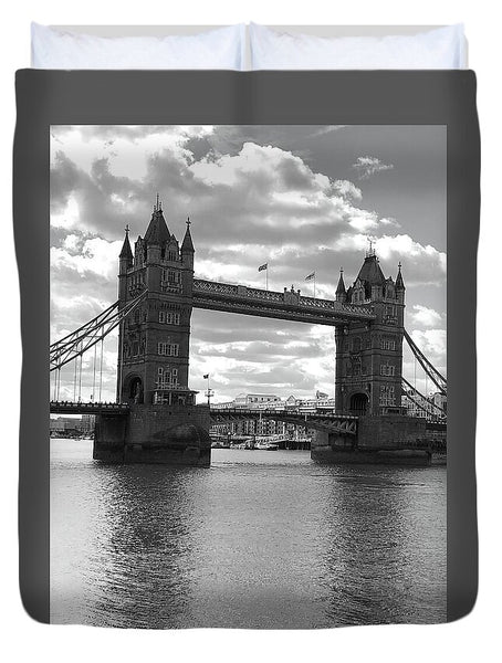 Tower Bridge in Black and White - Duvet Cover