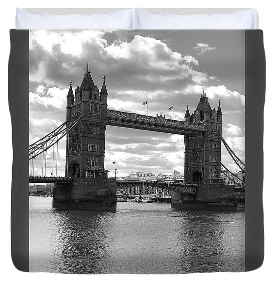 Tower Bridge in Black and White - Duvet Cover